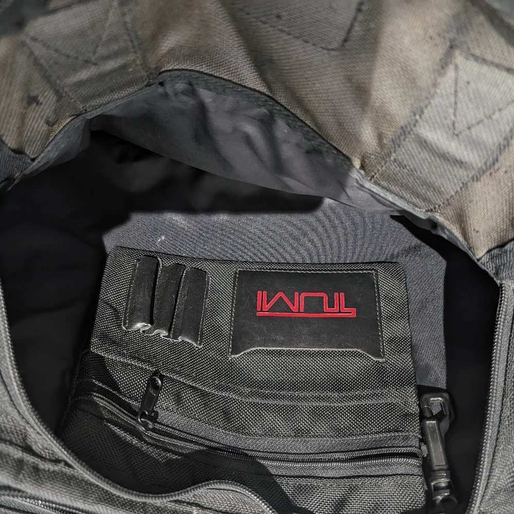 TUMI Alpha Expandable Black Monogram Briefcase/Laptop Bag W/ Aftermarket Strap!‎